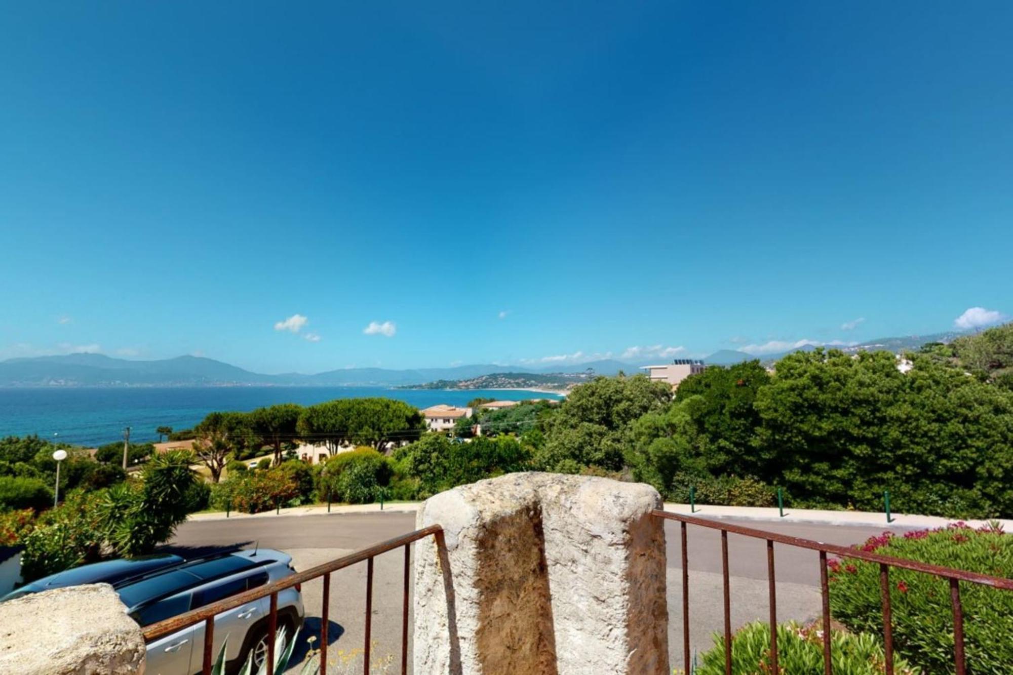 Haut De Villa Vue Mer 3 Pieces Climatise & Wifi 4 A 6 Personnes Pietrosella Extérieur photo
